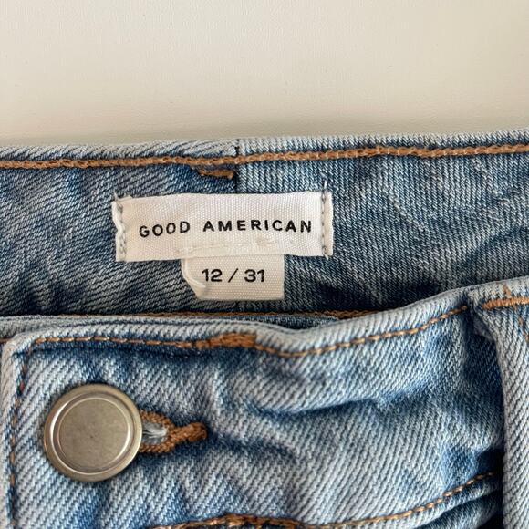 Good American Bombshell 3.5” Shorts Exposed Button Fly Cut off Denim Size 12/31 - Picture 5 of 6